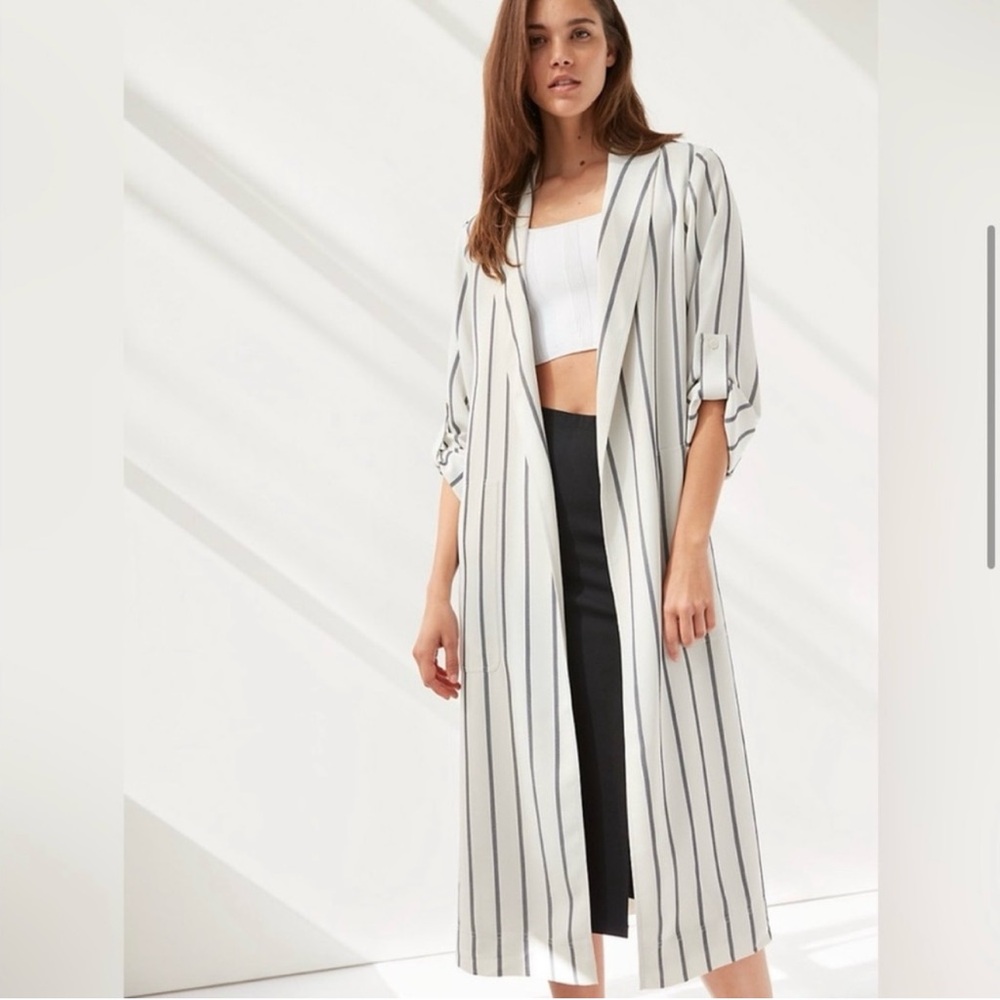 Aritzia Babaton striped Kahlo Robe